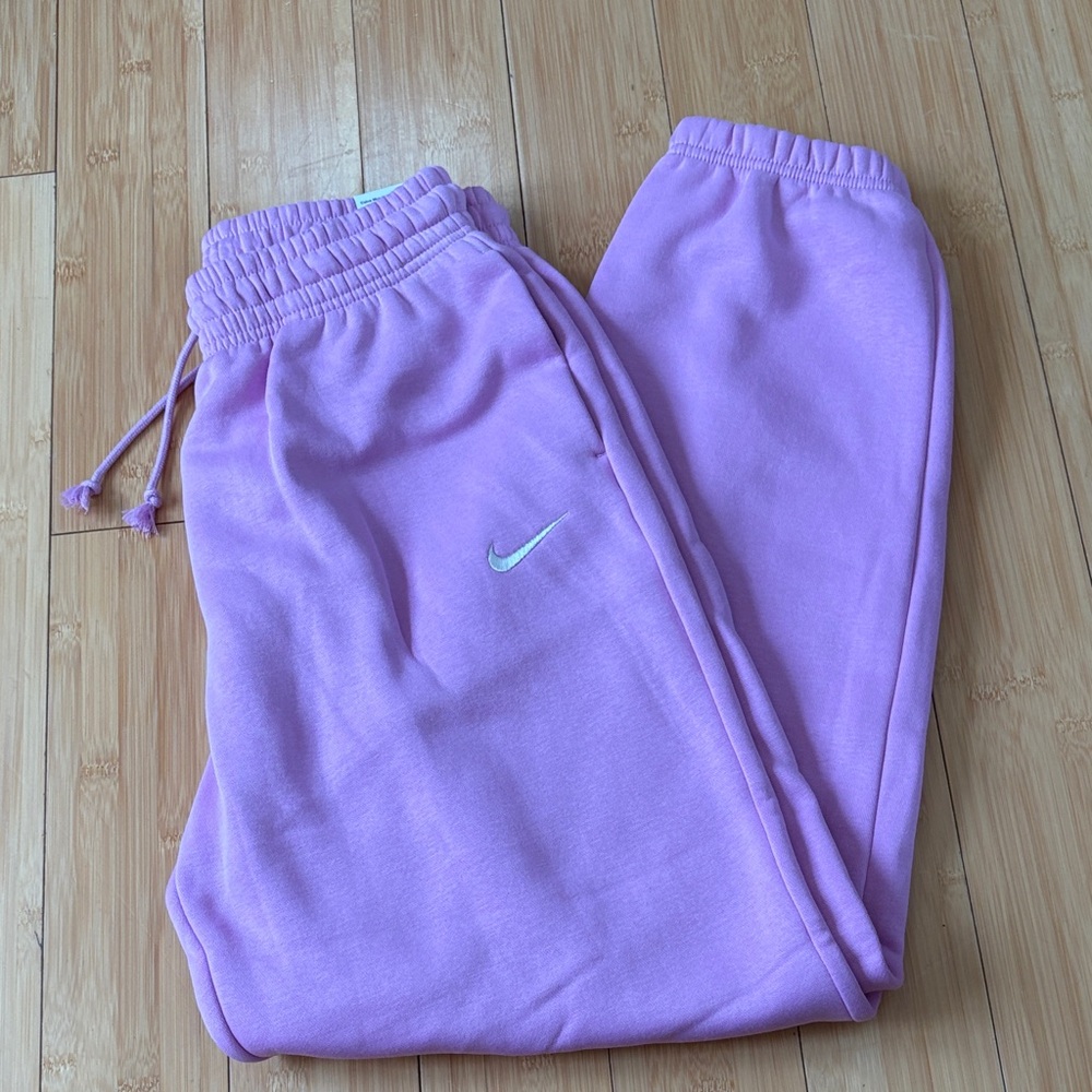 Women’s Lavender Jogger Pants